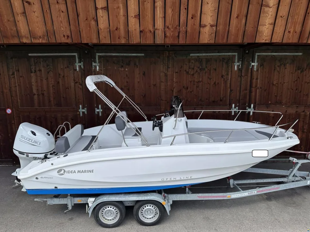 BoatPhoto.coverAlt