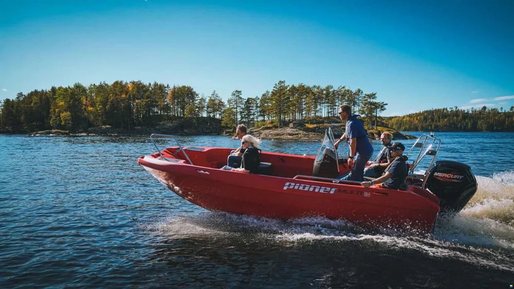 BoatPhoto.coverAlt