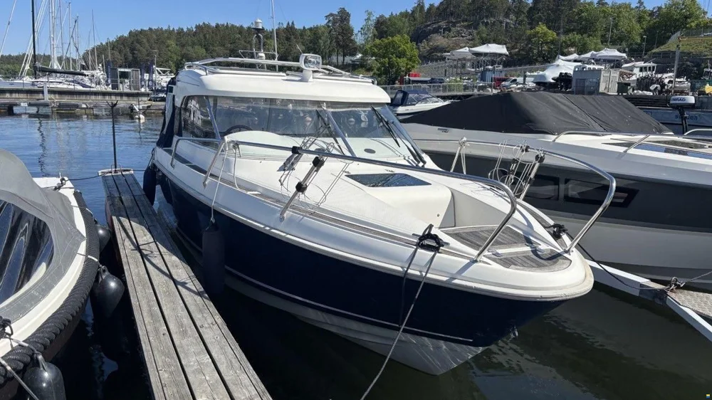 BoatPhoto.coverAlt