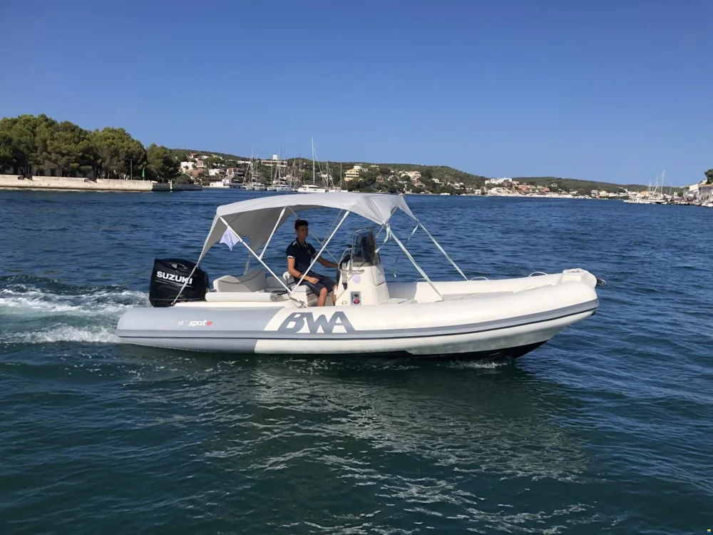BoatPhoto.coverAlt