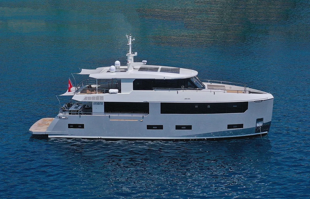 BoatPhoto.coverAlt