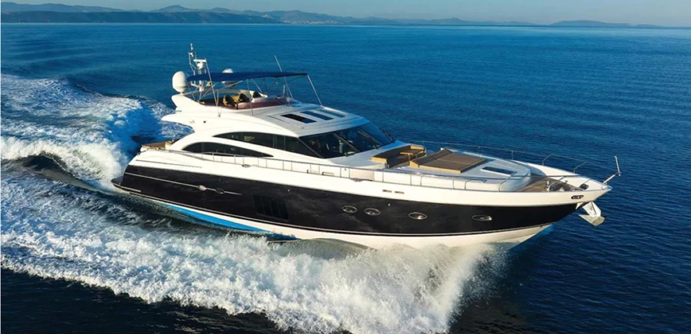 BoatPhoto.coverAlt