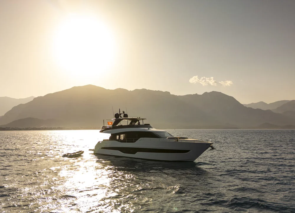 BoatPhoto.coverAlt
