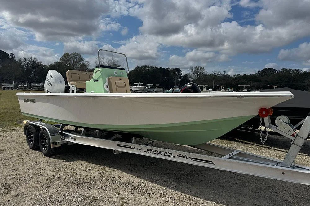 BoatPhoto.coverAlt