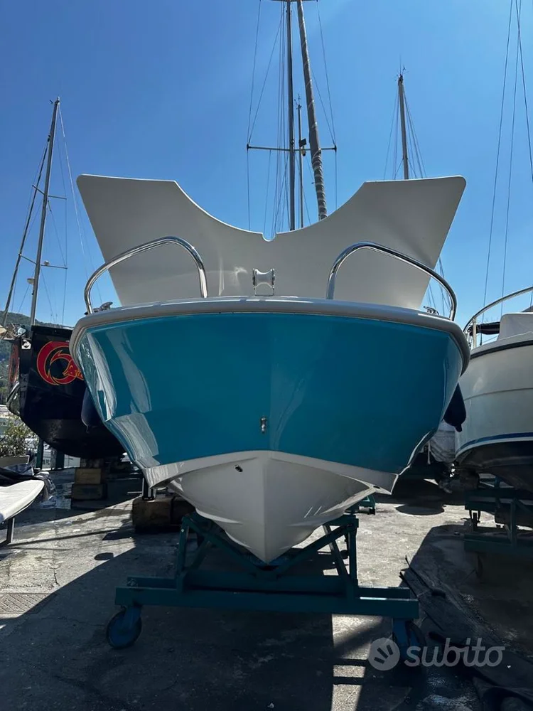 BoatPhoto.alt