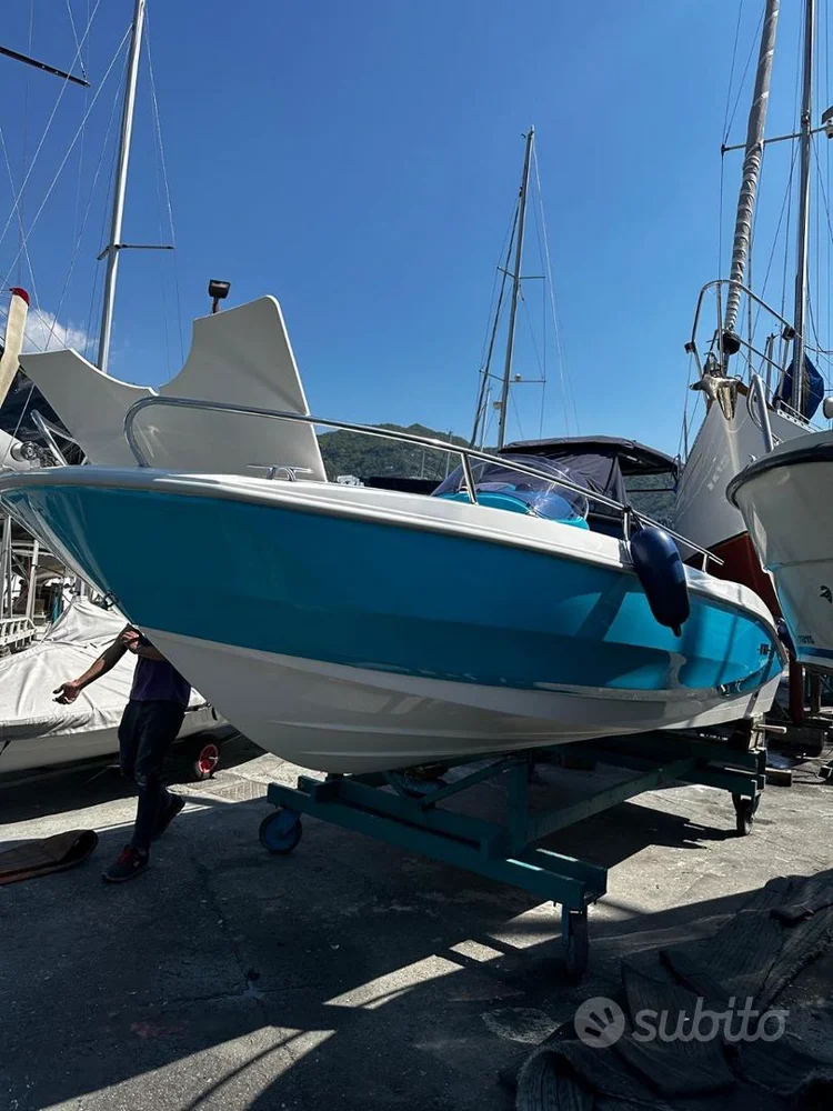 BoatPhoto.alt