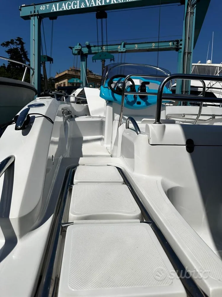BoatPhoto.alt
