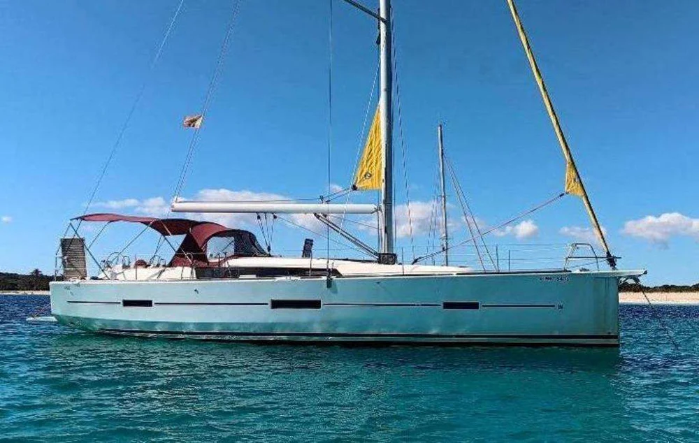 BoatPhoto.coverAlt