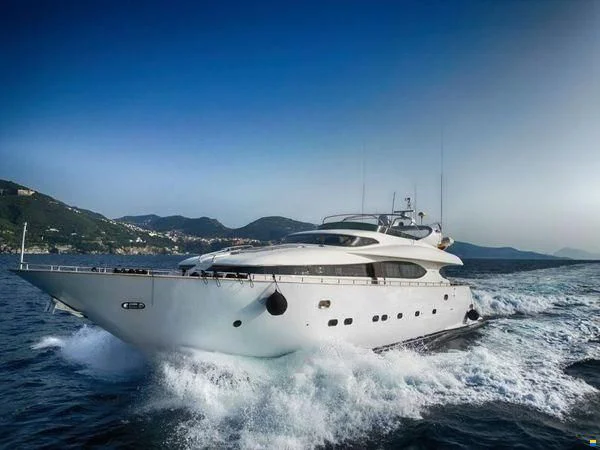 1999 FIPA Maiora 29 DP for sale in Napoli, Italy, photo 3 of 5