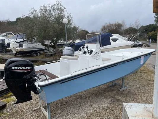 BoatPhoto.alt
