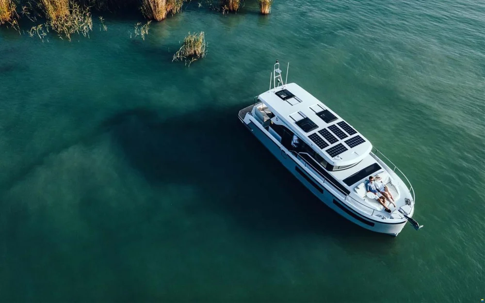 BoatPhoto.alt