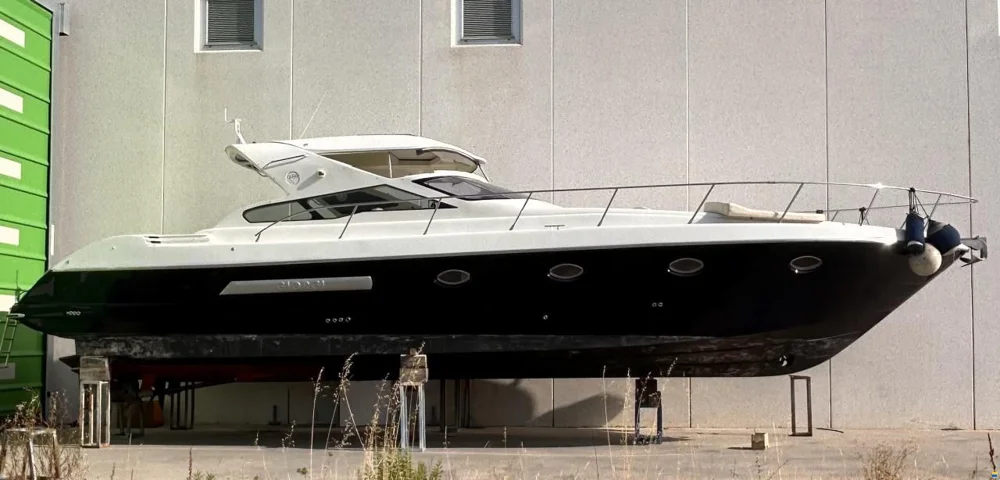 BoatPhoto.coverAlt