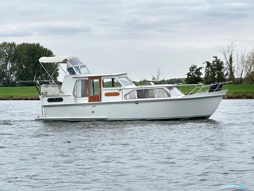 BoatPhoto.coverAlt