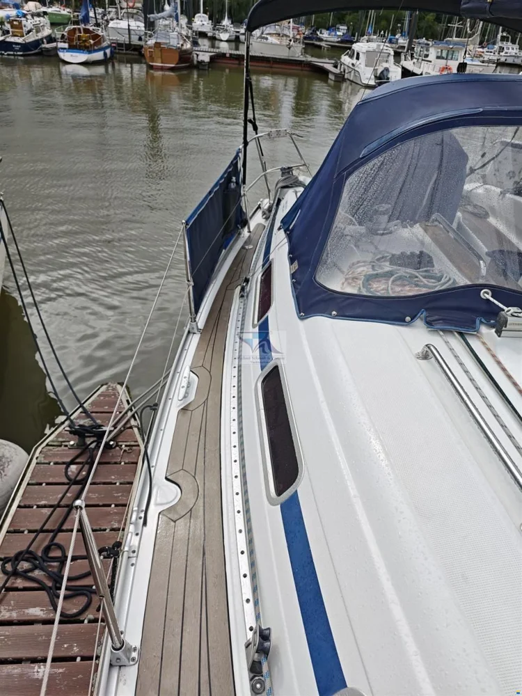 BoatPhoto.alt