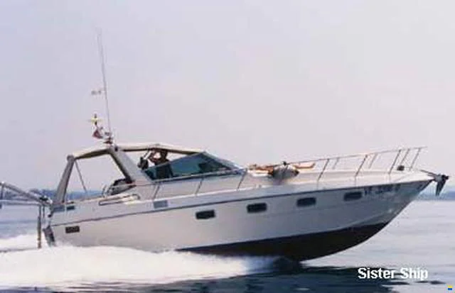 BoatPhoto.coverAlt
