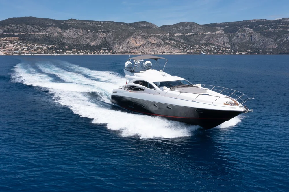 BoatPhoto.coverAlt
