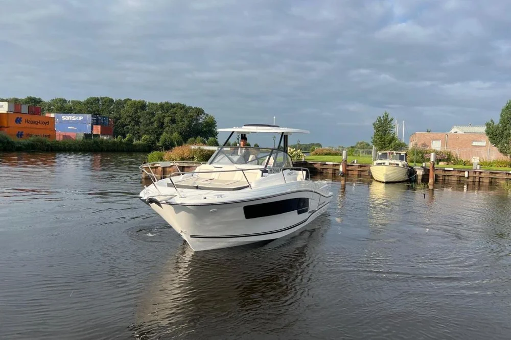 BoatPhoto.alt