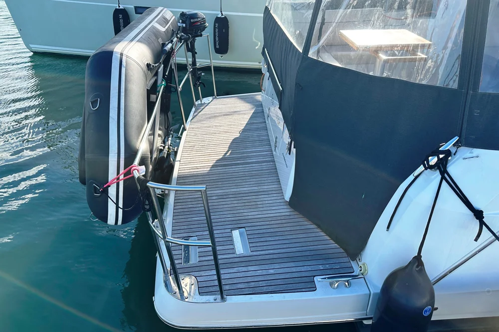 BoatPhoto.alt