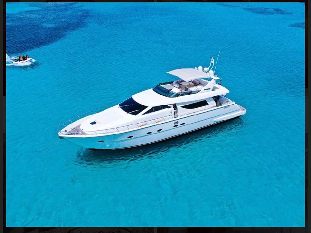 BoatPhoto.coverAlt