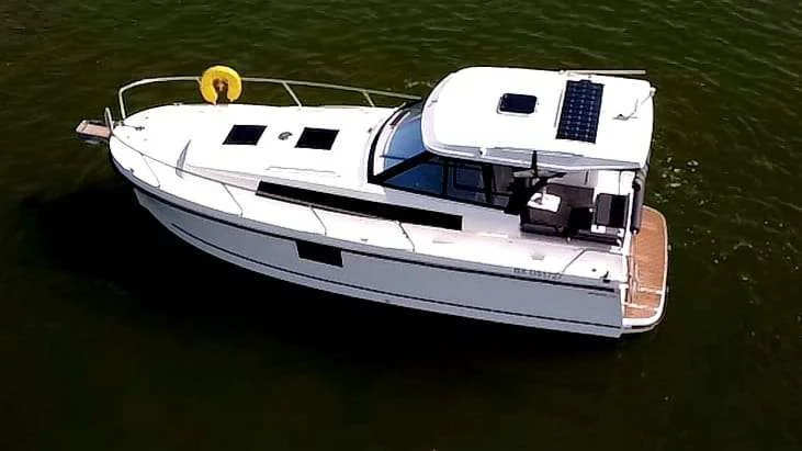 BoatPhoto.coverAlt