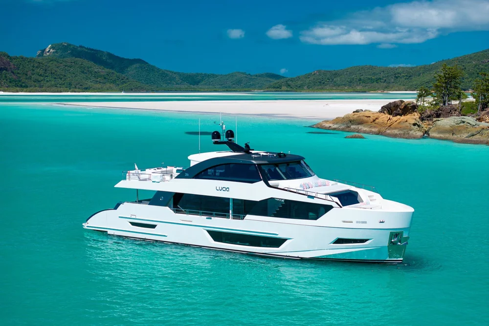 BoatPhoto.coverAlt