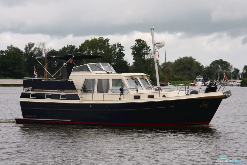 BoatPhoto.alt