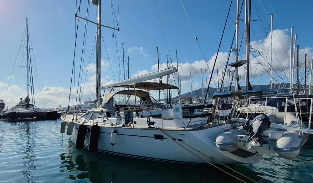 BoatPhoto.coverAlt