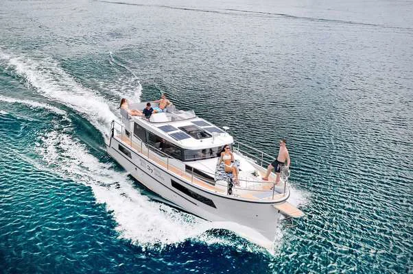 BoatPhoto.alt