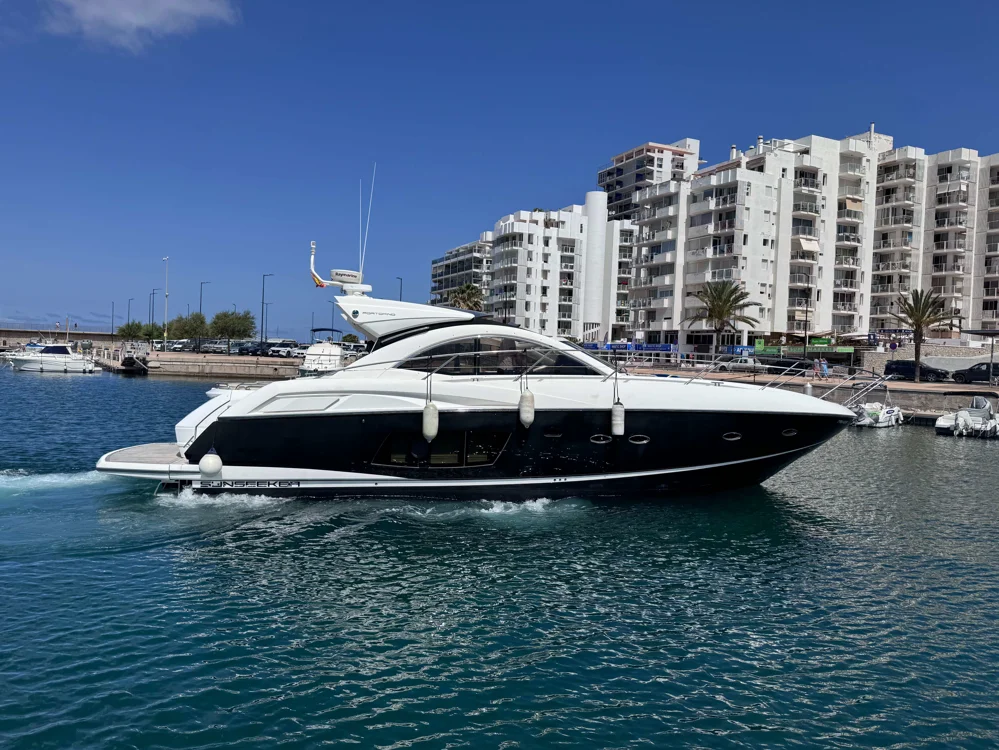 BoatPhoto.coverAlt