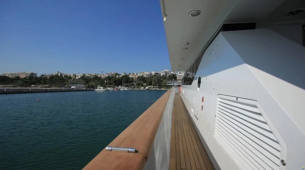 BoatPhoto.alt