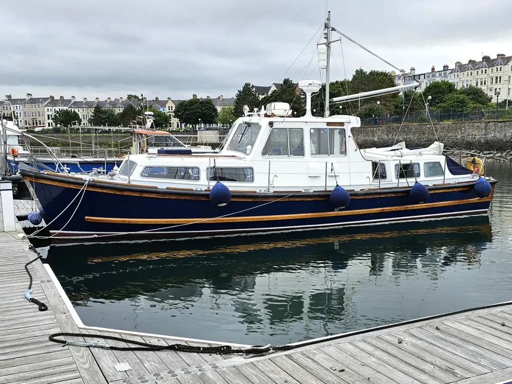 BoatPhoto.coverAlt