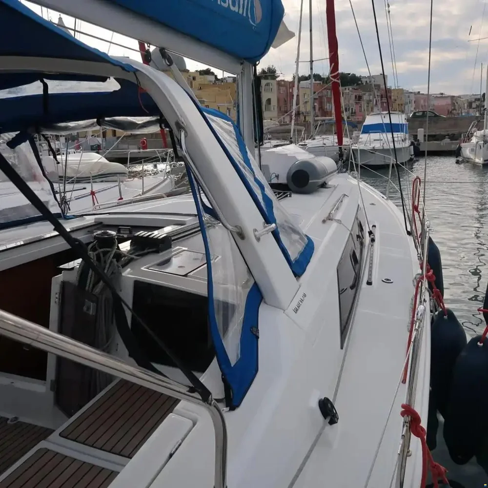 BoatPhoto.alt
