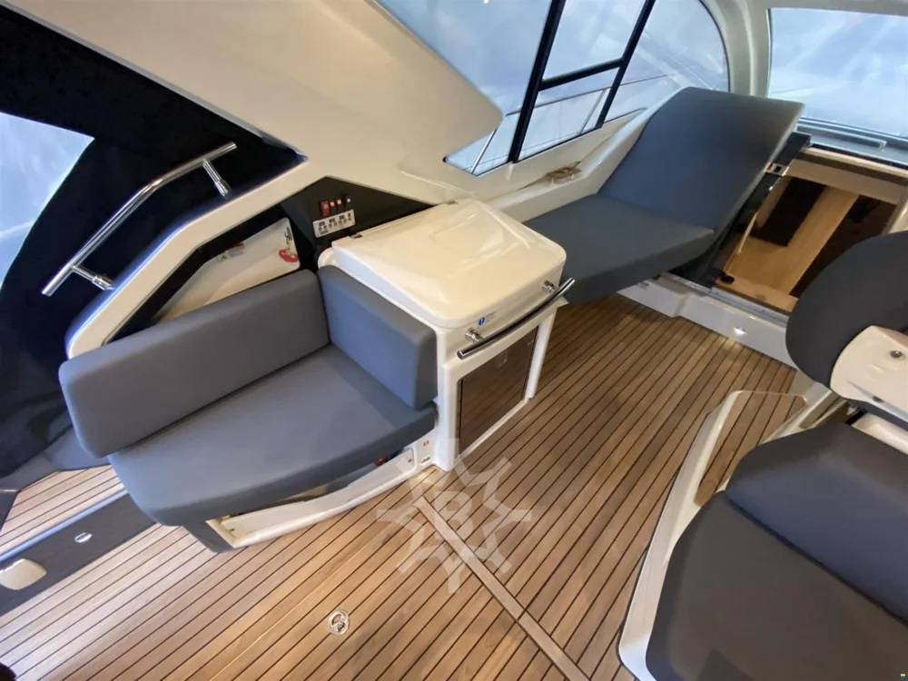 BoatPhoto.alt