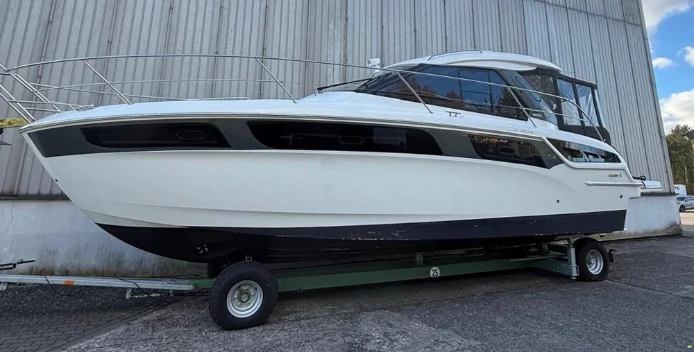 BoatPhoto.alt