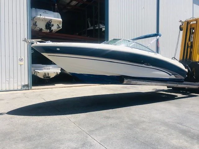 BoatPhoto.coverAlt