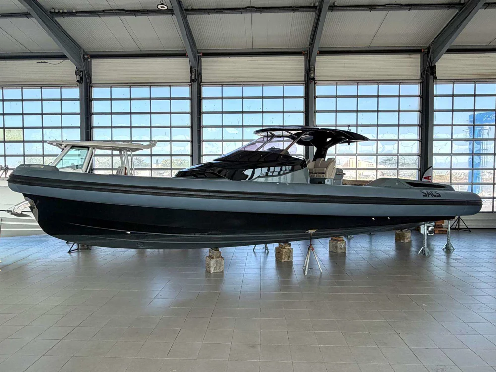 BoatPhoto.coverAlt