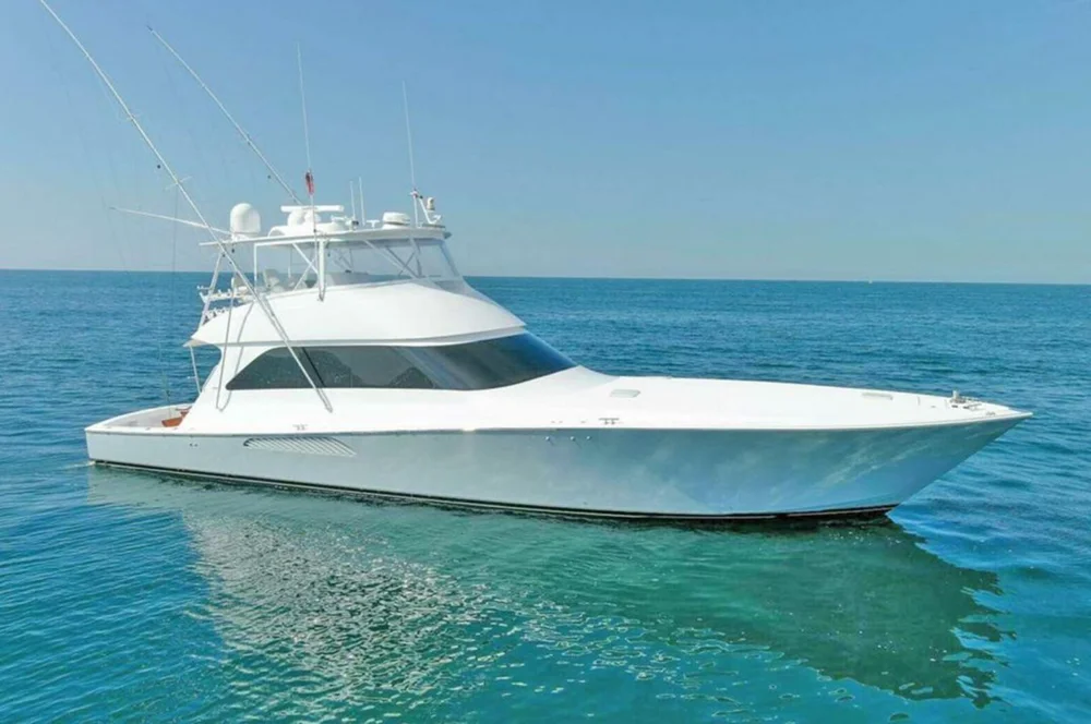 BoatPhoto.coverAlt