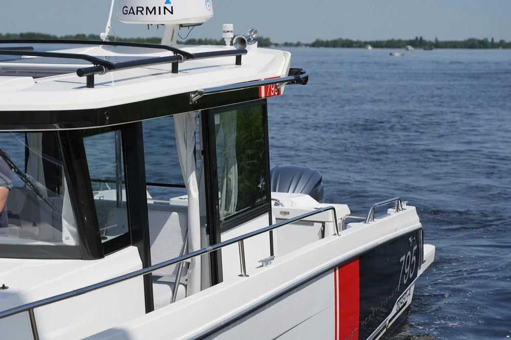 BoatPhoto.alt