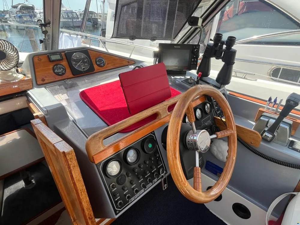 BoatPhoto.alt