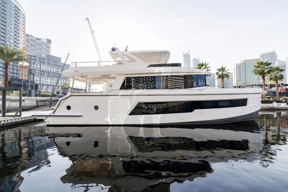 BoatPhoto.coverAlt