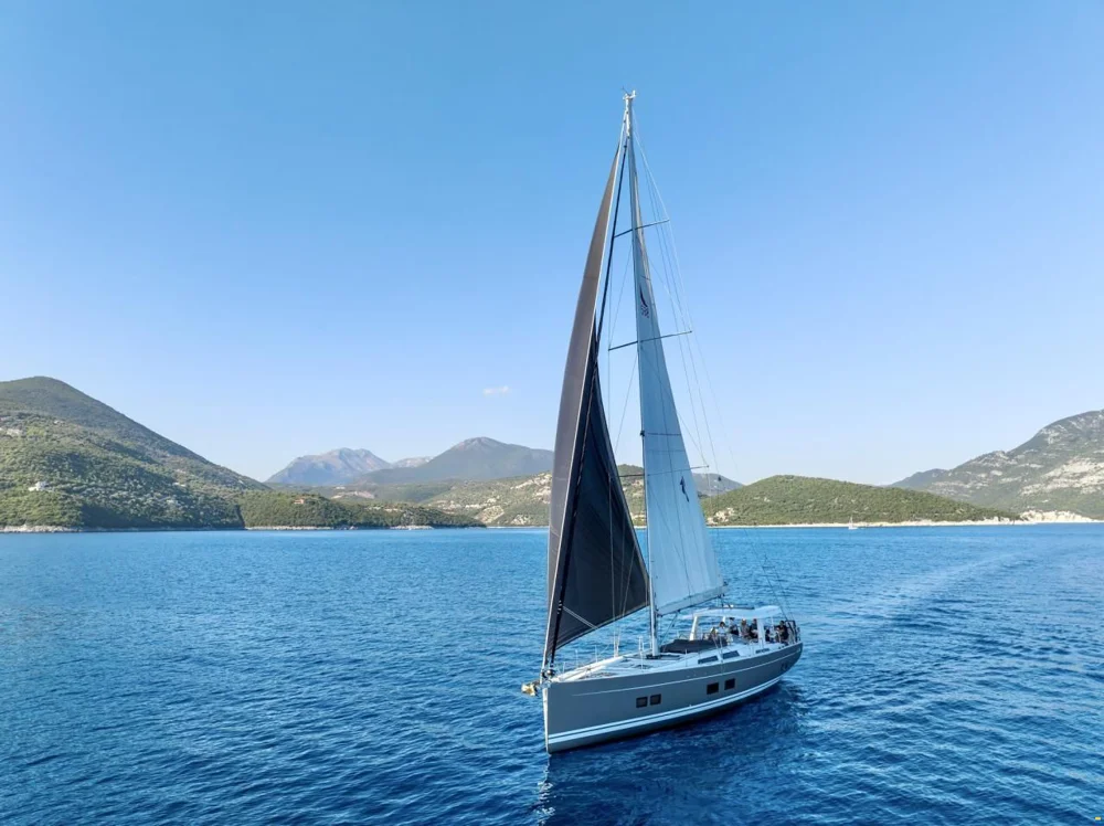 BoatPhoto.coverAlt