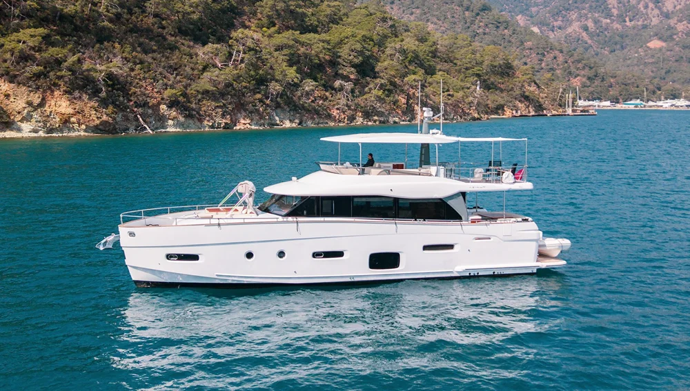 2020 Azimut for sale in Göcek, Turkey, photo 2 of 5
