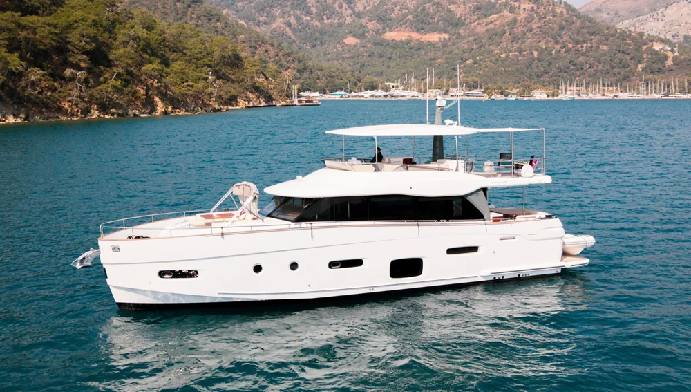 2020 Azimut for sale in Göcek, Turkey, photo 3 of 5