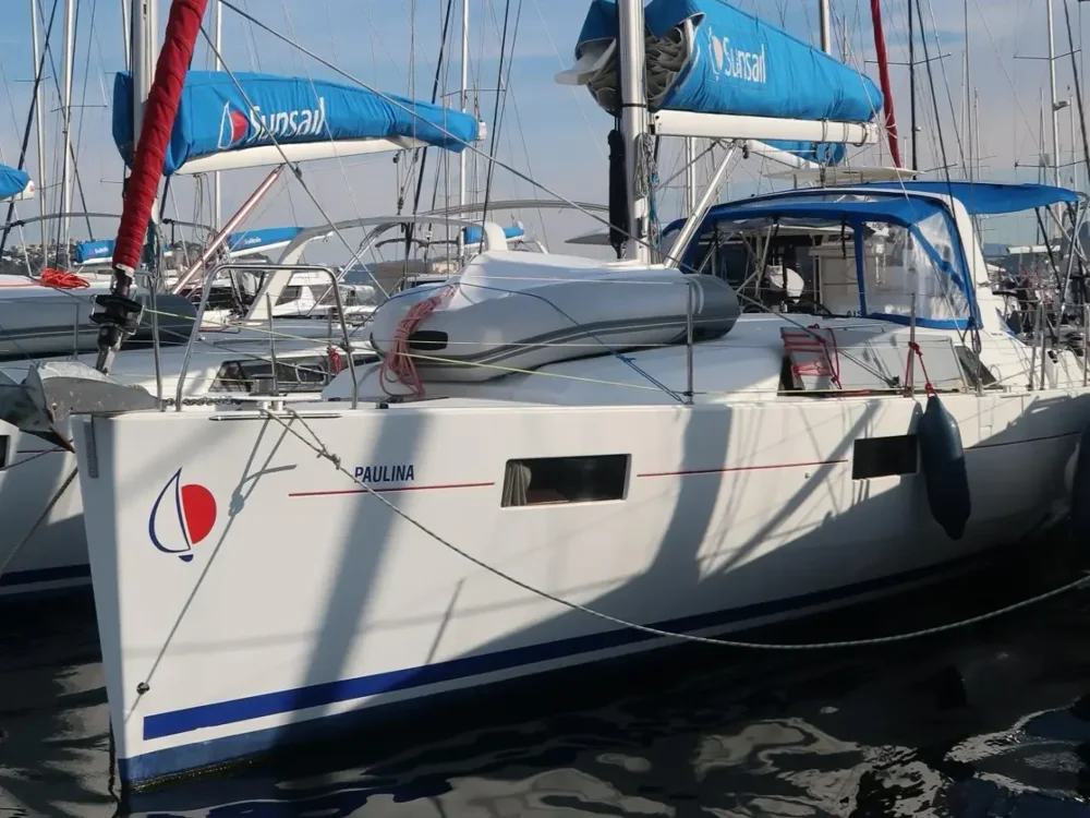 BoatPhoto.coverAlt