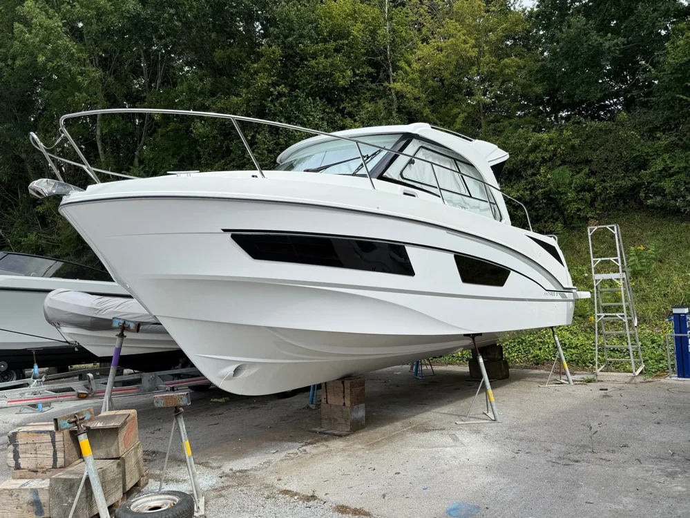 BoatPhoto.coverAlt