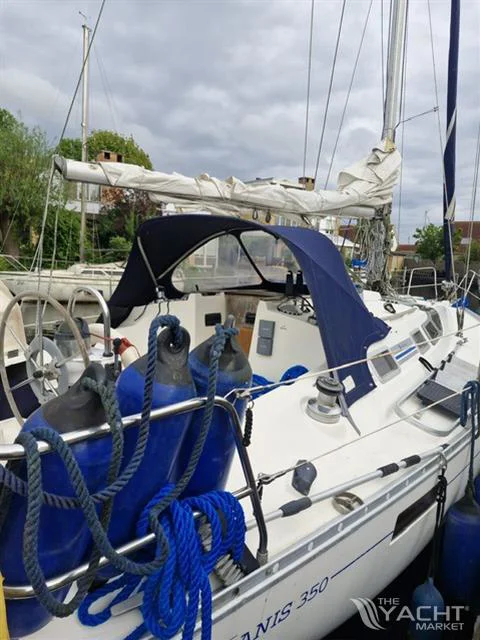 BoatPhoto.alt