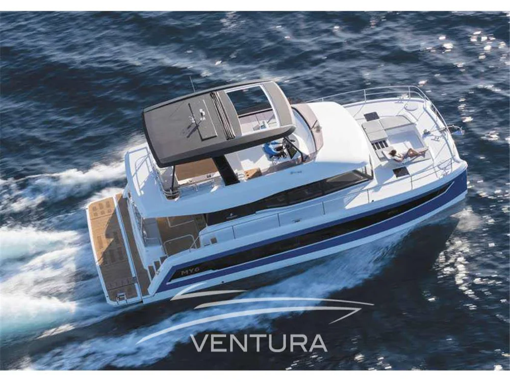 BoatPhoto.coverAlt