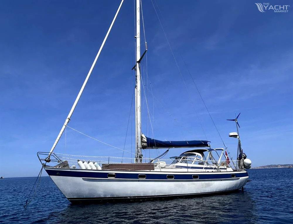 1979 Hallberg-Rassy 38 for sale in Port-Saint-Louis-du-Rhône, France, photo 1 of 5