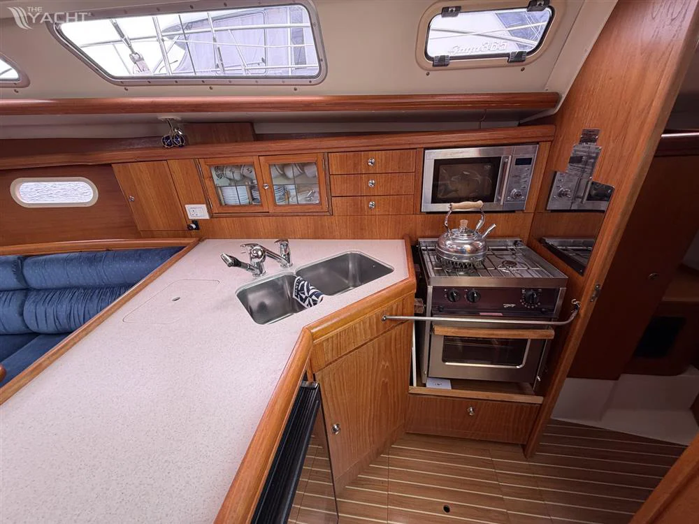 BoatPhoto.alt