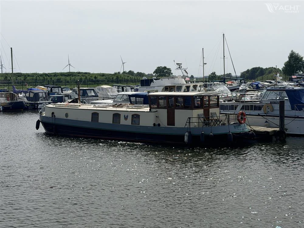 BoatPhoto.alt